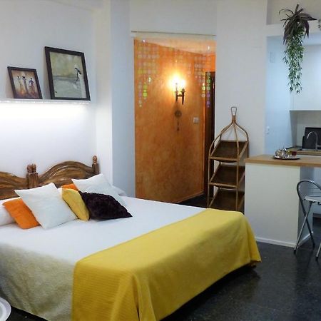 Estudio Con Encanto En La Carihuela Torremolinos Bagian luar foto